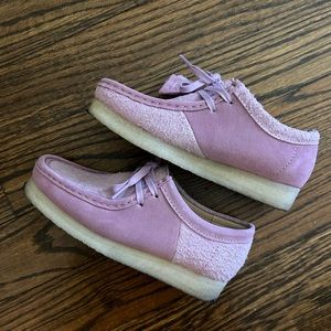 Clarks x Danielle Cathari Wallabees in Pink, sz 6.5